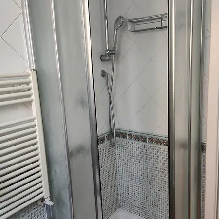 Roma Apartment アパート *